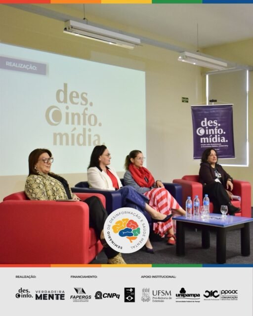 📚🎙️Palestra sobre plataformas digitais e saúde mental, oficina de checagem de informações e exibição de documentário! 🔎🎬
Confira alguns momentos que marcaram o primeiro dia do 2º Seminário de Desinformação e Saúde Mental — DesinfoMente!📱
O evento é realizado pelo projeto de extensão VerdadeiraMente e pelo grupo de pesquisa DesinfoMídia, promovendo reflexões e debates sobre desinformação, mídia e saúde mental.
📸: @kaiperluiza @nicolleseixas @rinaliafigueiredo
#Verdadeiramente #SaúdeMental #UFSM #ExtensãoUniversitária